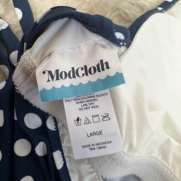 ModCloth NAVY POLKA DOT Reese Halter One-Piece Retro Swimsuit Size Large Pin Up - Picture 4 of 9